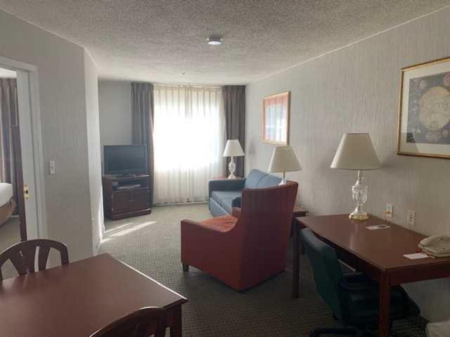 Host Inn An All Suites Hotel Wilkes-Barre Buitenkant foto